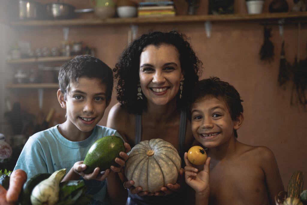 Chef de cozinha Halina e filhos